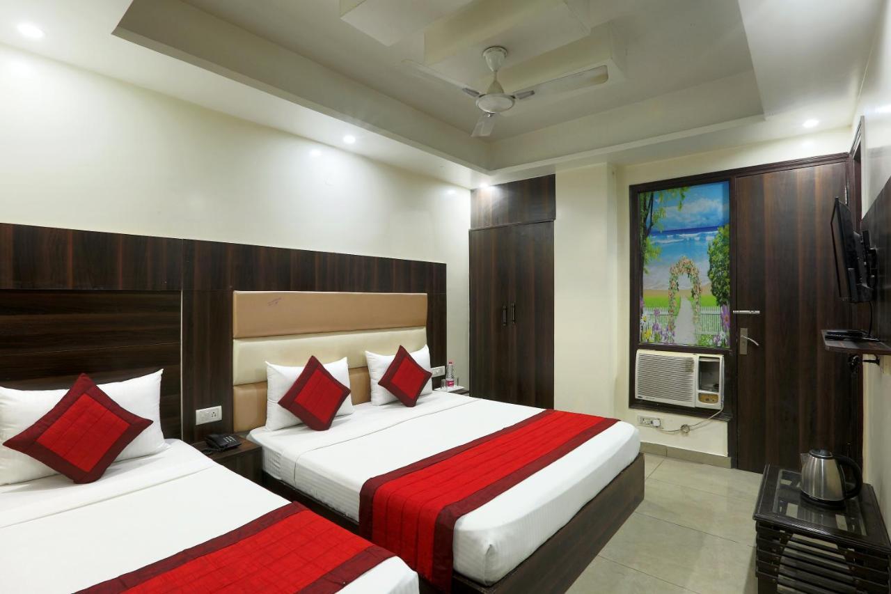 Airport Hotel Mayank Residency Нью-Делі Екстер'єр фото
