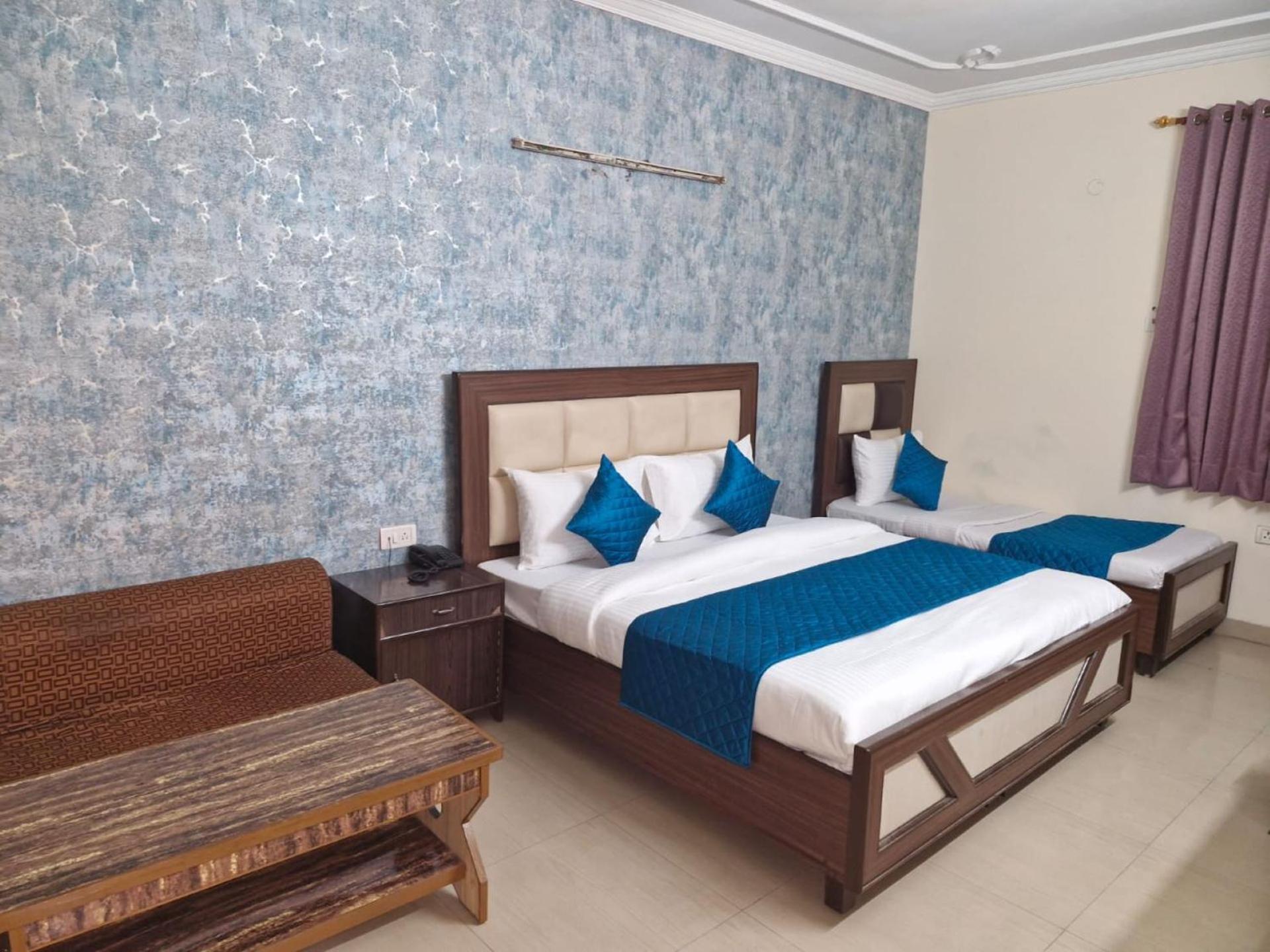 Airport Hotel Mayank Residency Нью-Делі Екстер'єр фото