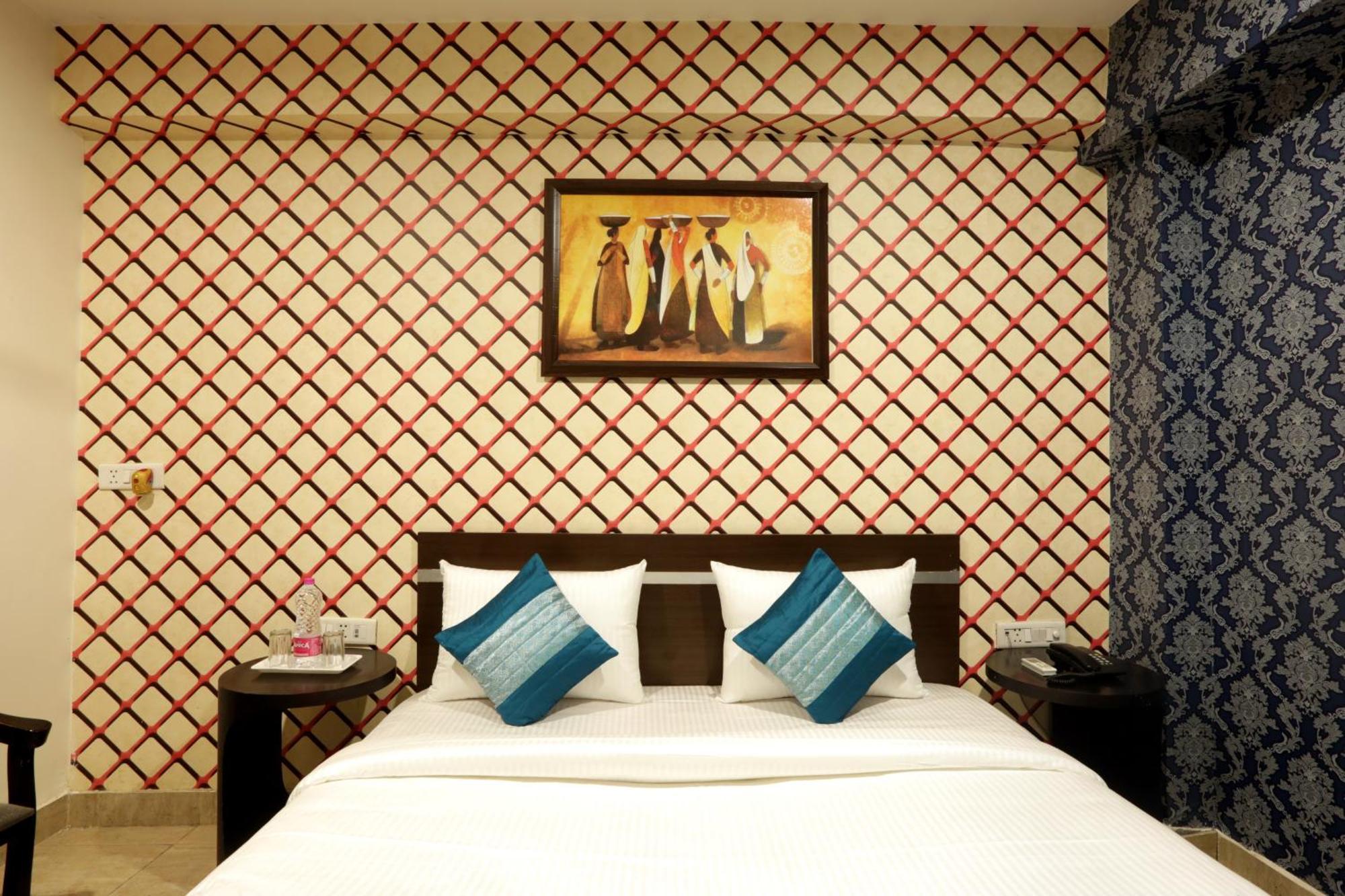 Airport Hotel Mayank Residency Нью-Делі Екстер'єр фото